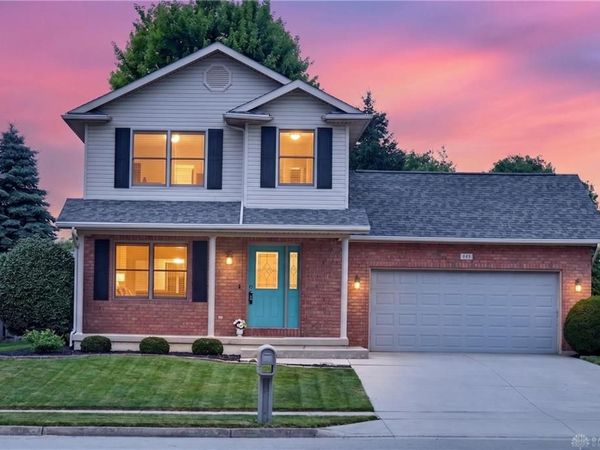 445 Clover Hill, Tipp City, OH 45371