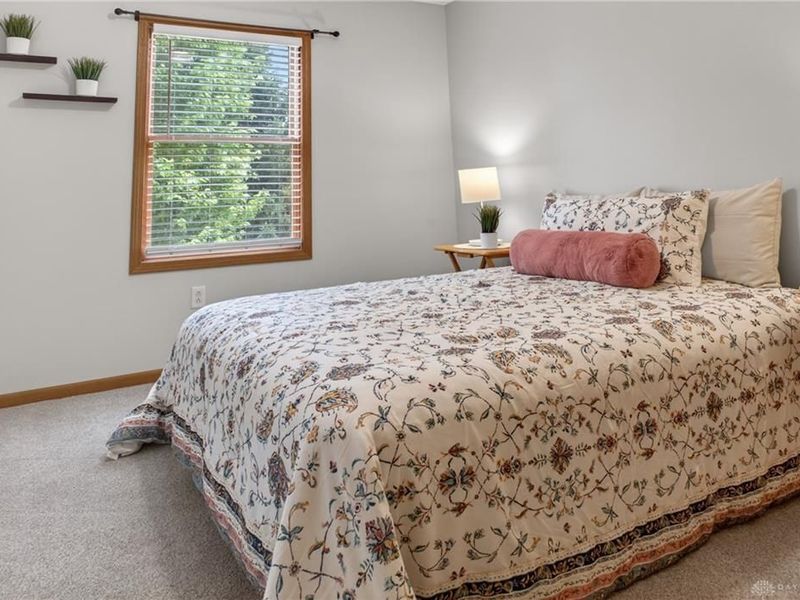 445 Clover Hill, Tipp City, OH 45371 Photo 22