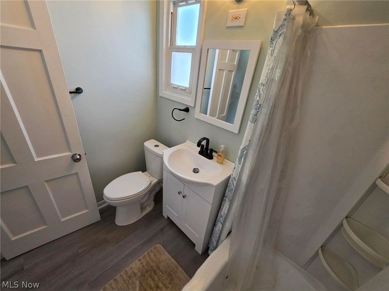 3909 Burger Avenue, Cleveland, OH 44109 Photo 16