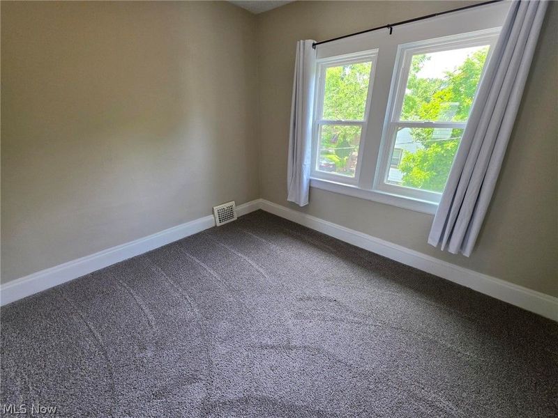 3909 Burger Avenue, Cleveland, OH 44109 Photo 24