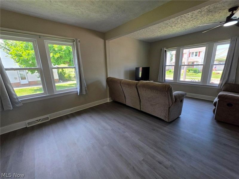 3909 Burger Avenue, Cleveland, OH 44109 Photo 9