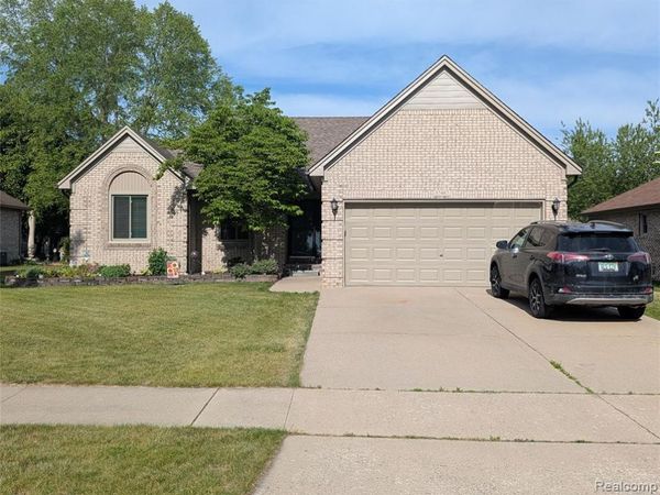 57487 Nicholas Drive , Washington Twp, MI 48094