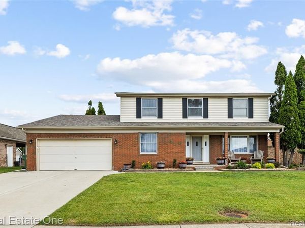 17300 Timothy Drive, Southgate, MI 48195