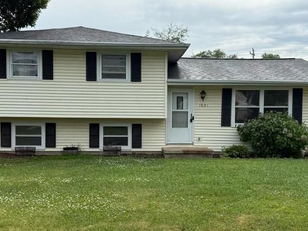 1021 CLAUDE STREET, Menasha, WI 54952