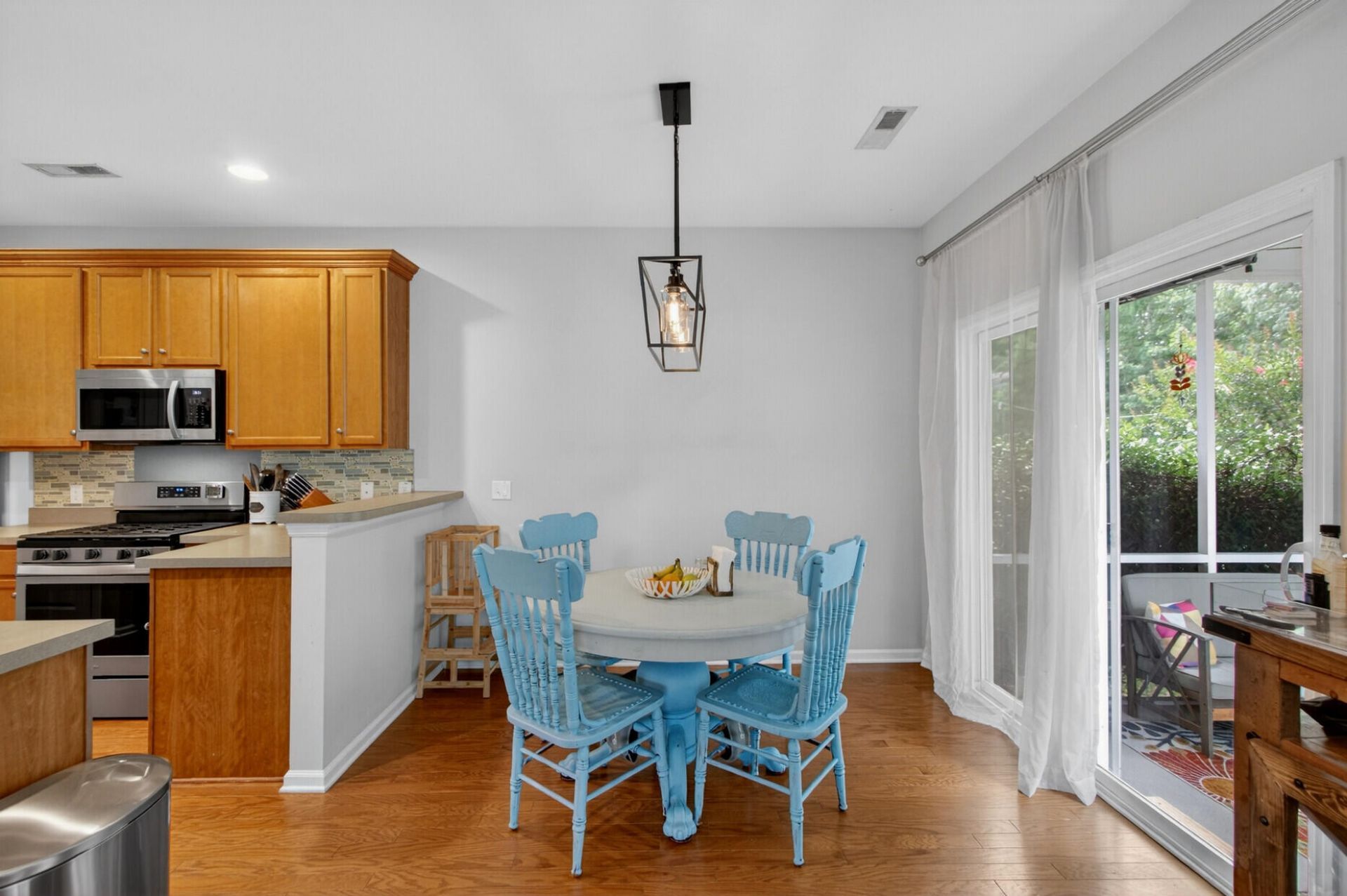 1277 Segar Street Photo 18