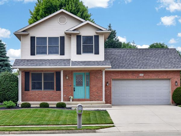 445 Clover Hill Drive, Tipp City, OH 45371