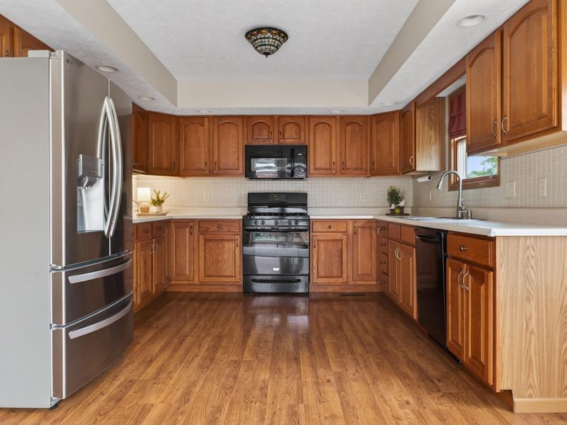 445 Clover Hill Drive, Tipp City, OH 45371 Photo 14