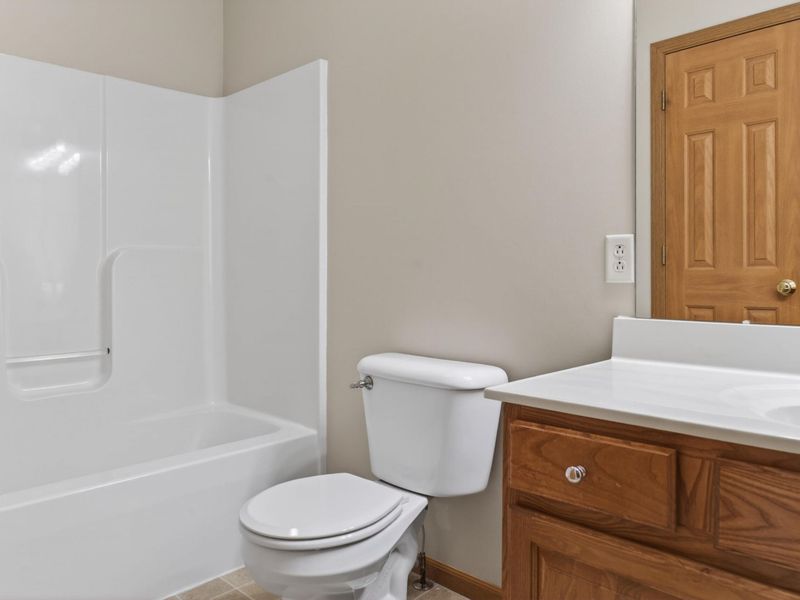 445 Clover Hill Drive, Tipp City, OH 45371 Photo 30