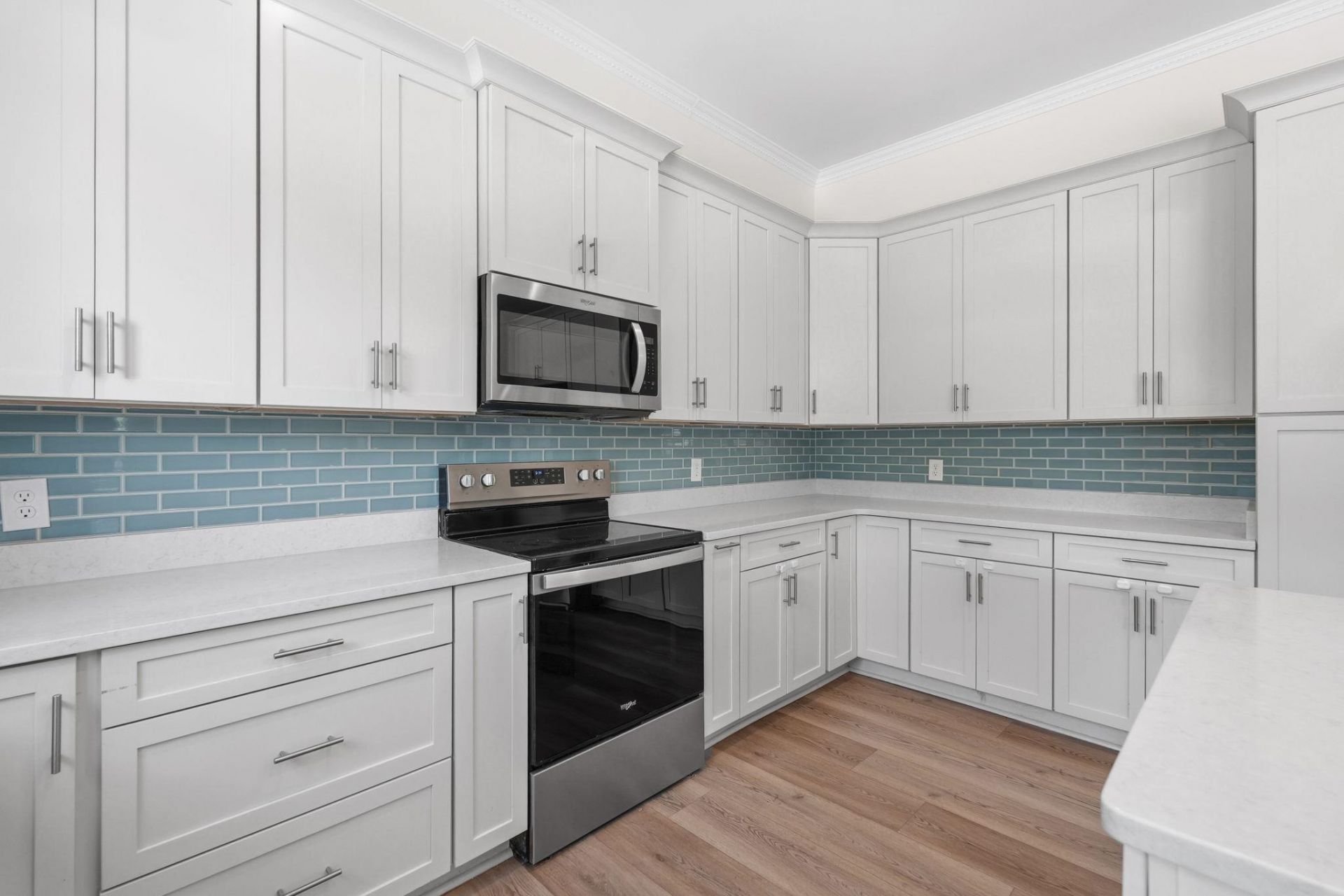 6700 N Kings Hwy. Photo 15