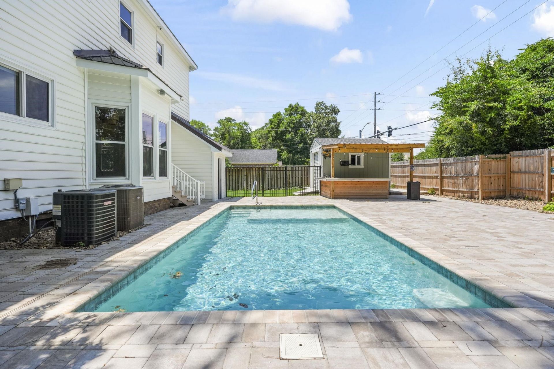 6700 N Kings Hwy. Photo 45