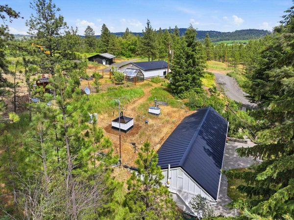 10716 S Baltimore Rd, Spokane, WA 99223