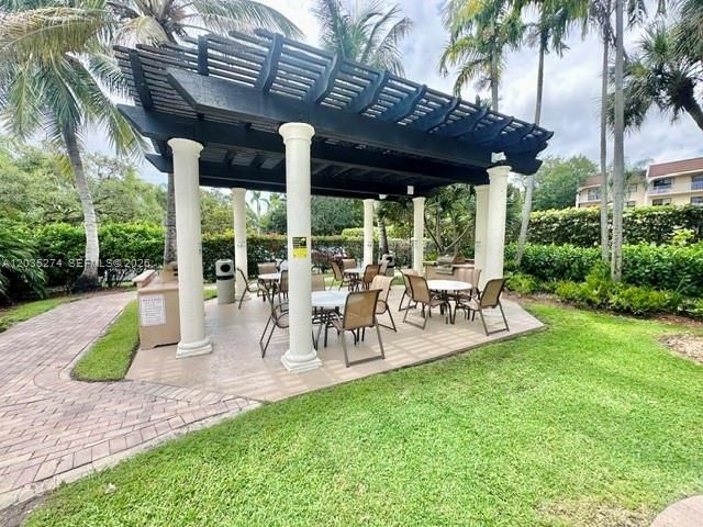 9301 SW 92nd Ave , Unit A407, Miami, FL 33176 Photo