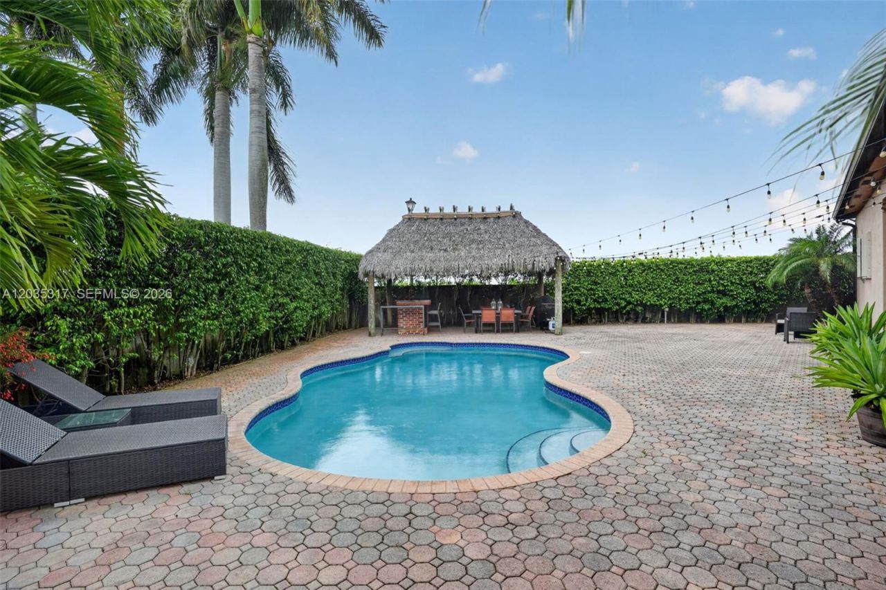 8216 SW 166th Pl , Miami, FL 33193 Photo