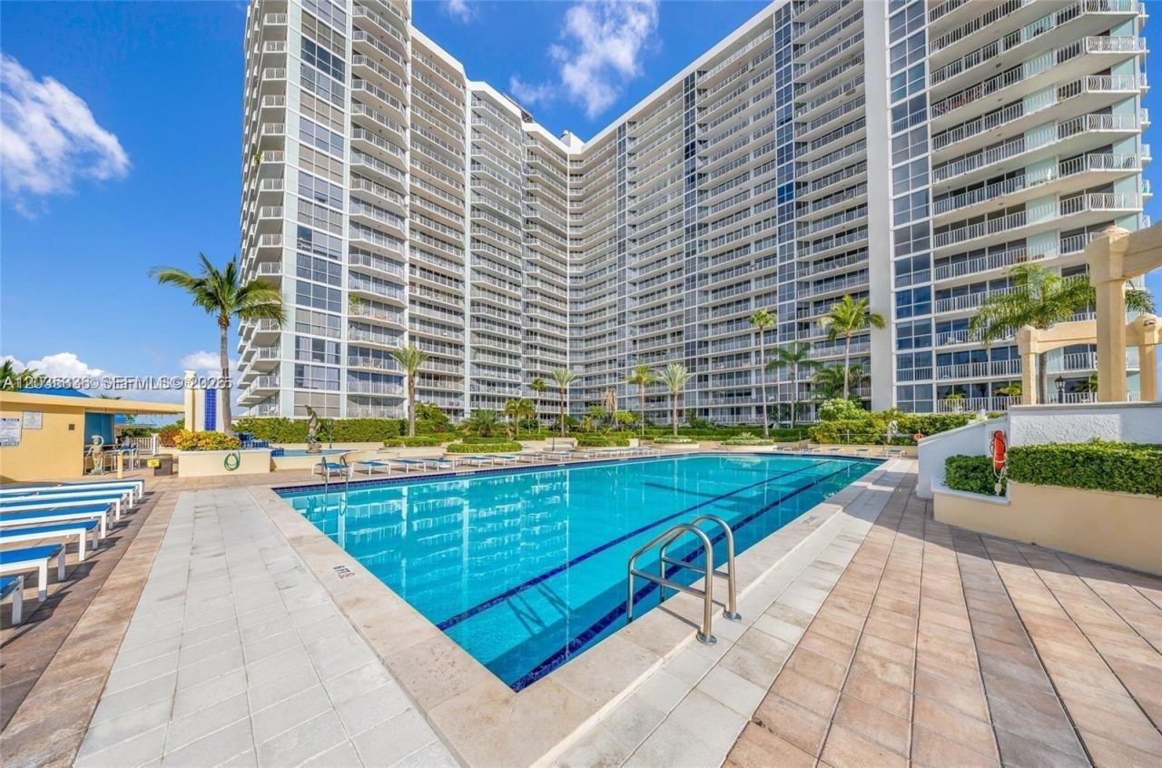 7601 E Treasure Dr , Unit 1722, North Bay Village, FL 33141 Photo