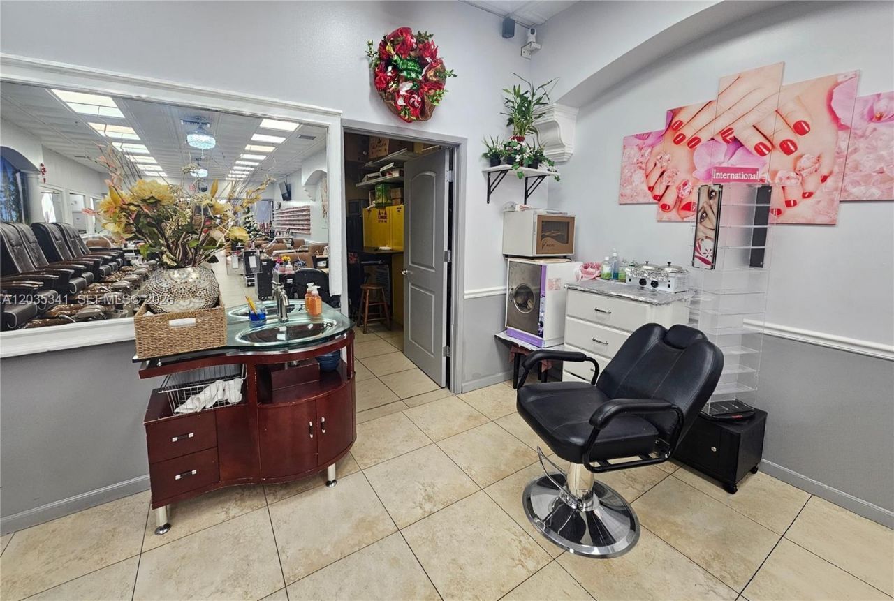 1455 NW 107 , Doral, FL 33172 Photo