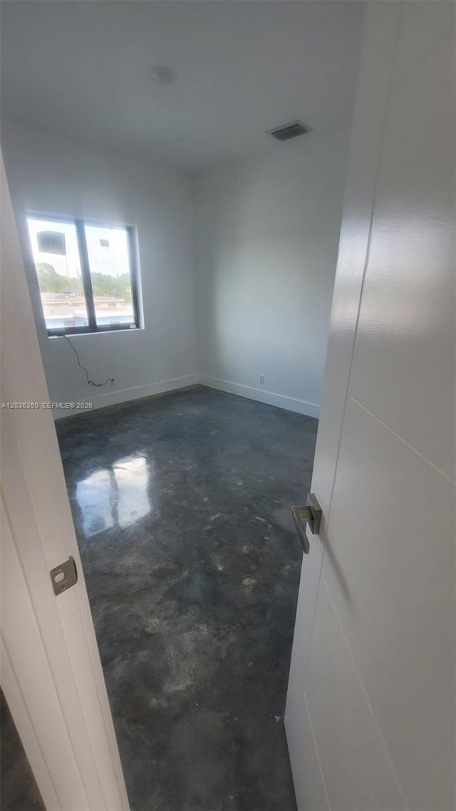 2146 NW 69th Ter , Unit B, Miami, FL 33147 Photo
