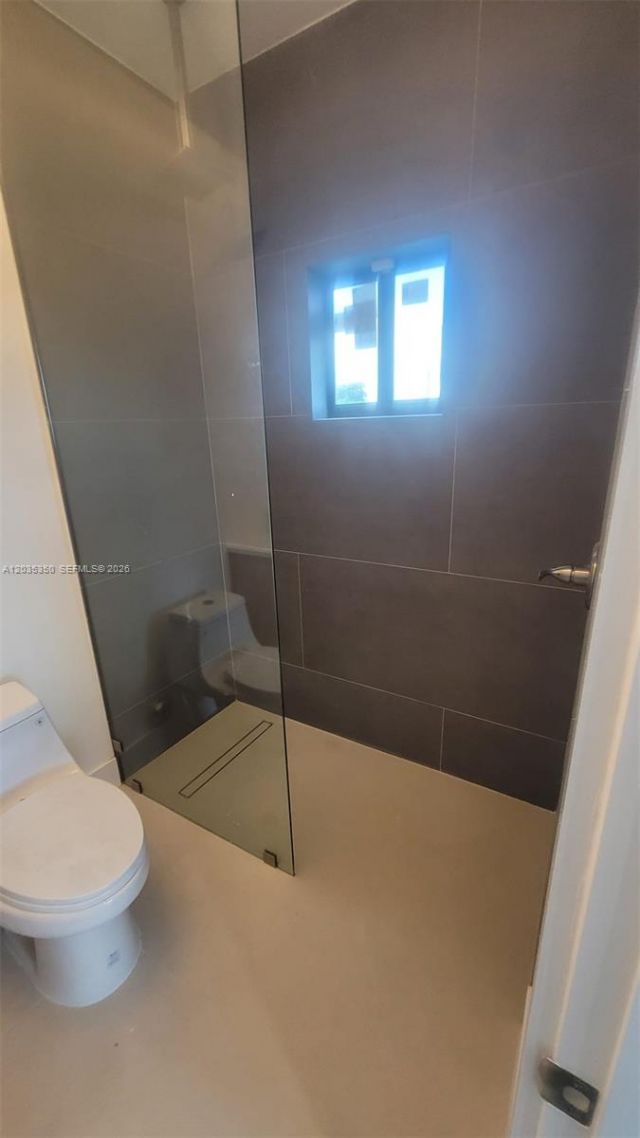 2146 NW 69th Ter , Unit B, Miami, FL 33147 Photo