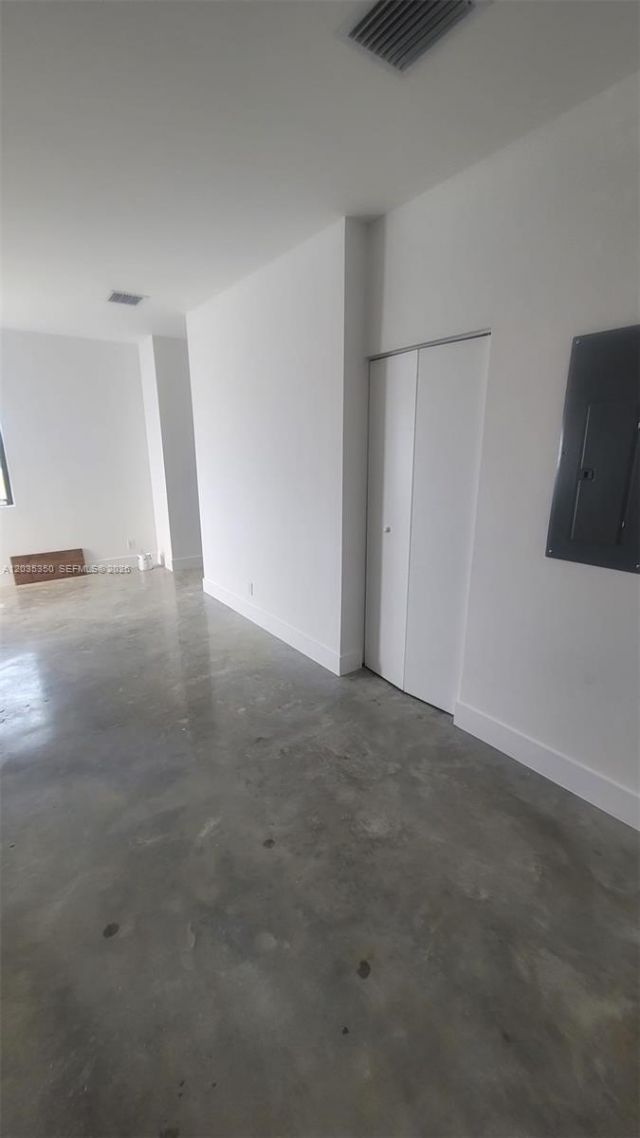 2146 NW 69th Ter , Unit B, Miami, FL 33147 Photo