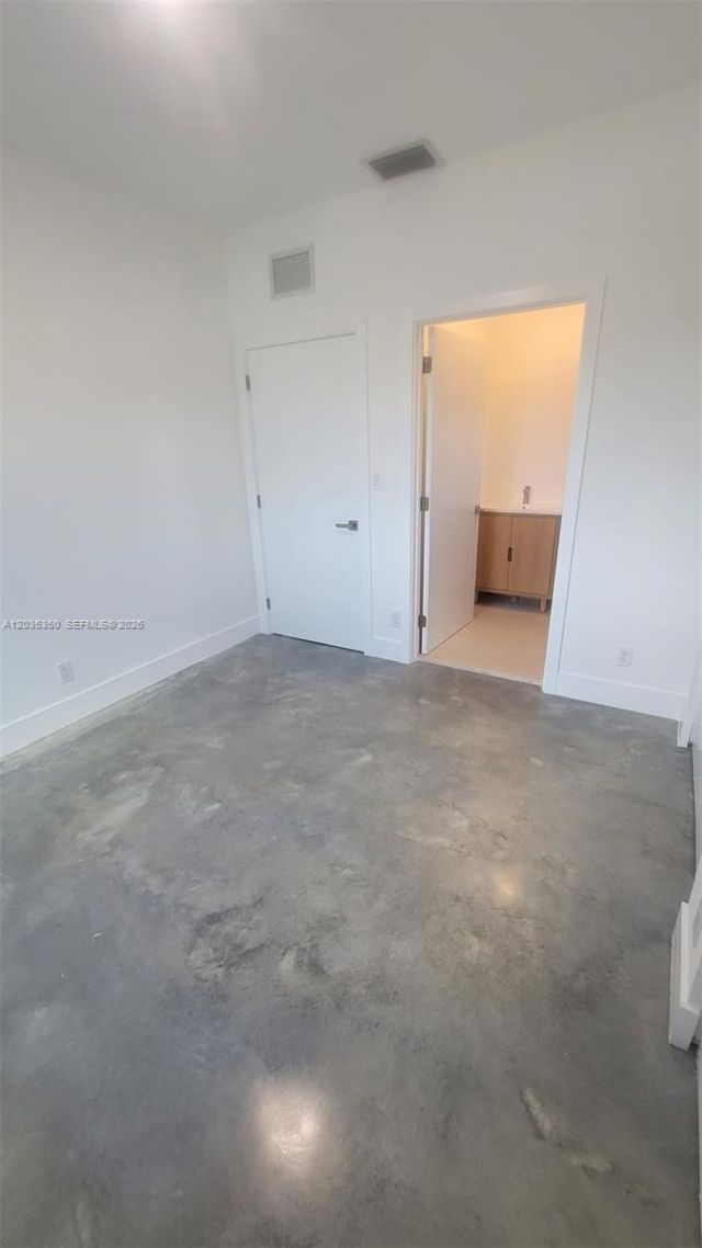 2146 NW 69th Ter , Unit B, Miami, FL 33147 Photo