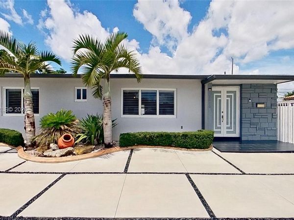 3030 SW 96th Ave , Miami, FL 33165