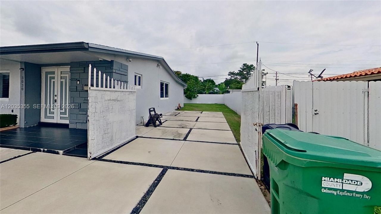 3030 SW 96th Ave , Miami, FL 33165 Photo