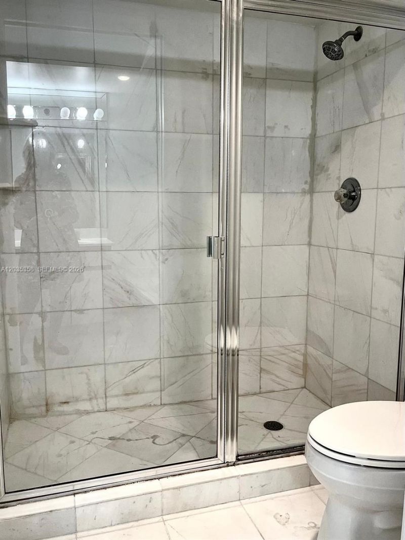 3530 Mystic Pointe Dr , Unit 1711, Aventura, FL 33180 Photo