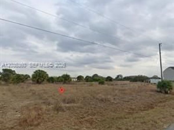 8017 Mangrove , La Belle, FL 33935