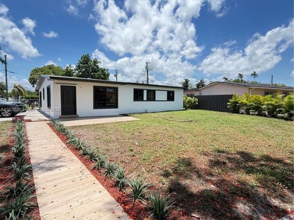 2930 SW 106th Ave , Miami, FL 33165