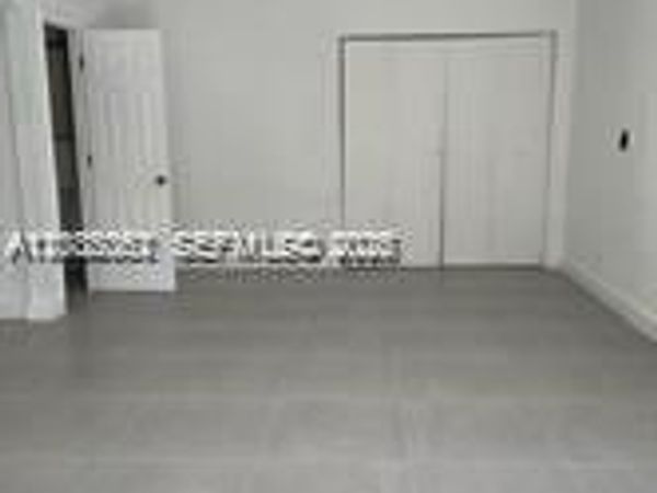 Unit 5, Surfside, FL 33154