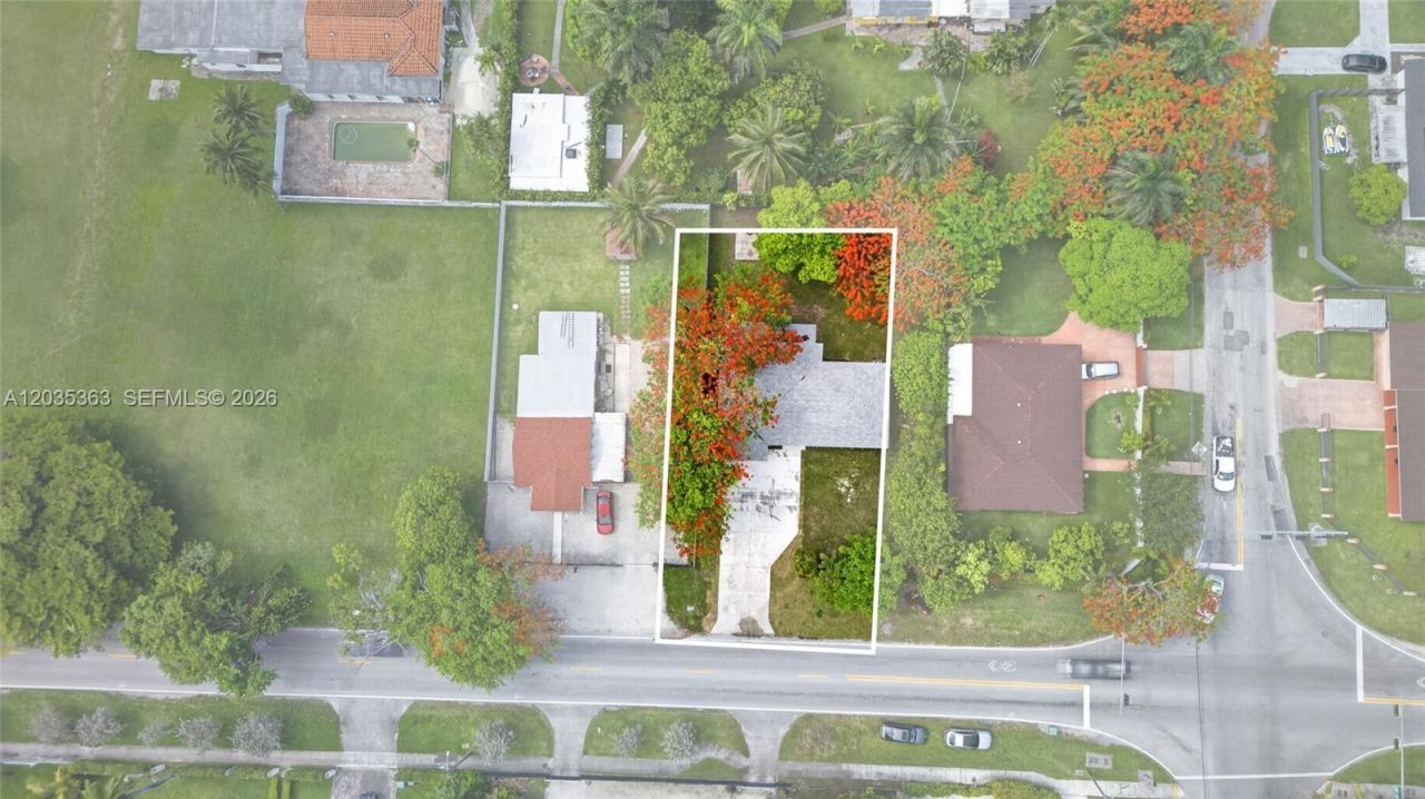 175 NE 159th St , Miami, FL 33162 Photo