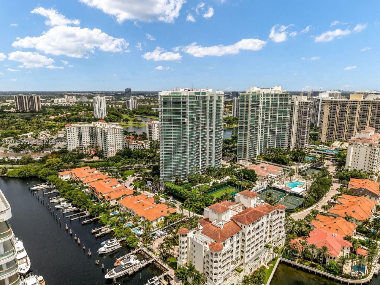 19955 NE 38th Ct , Unit 1205, Aventura, FL 33180 Photo