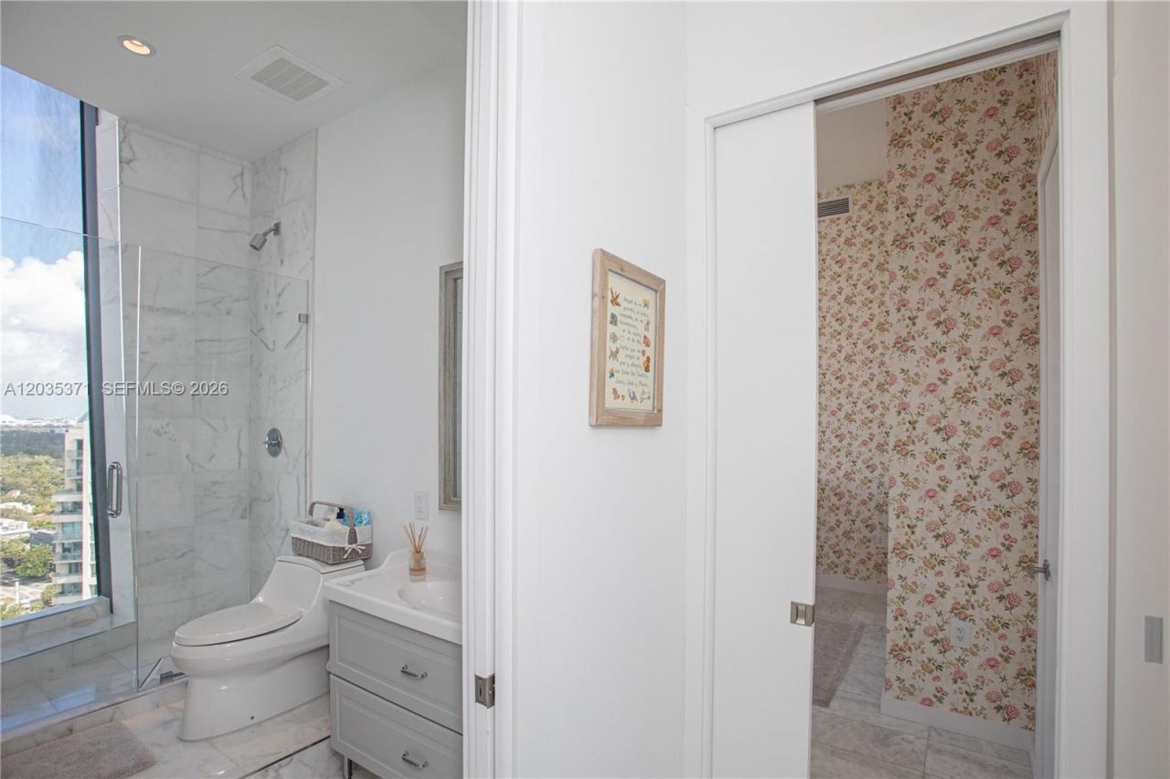 2821 S Bayshore Dr , Unit 20D, Miami, FL 33133 Photo