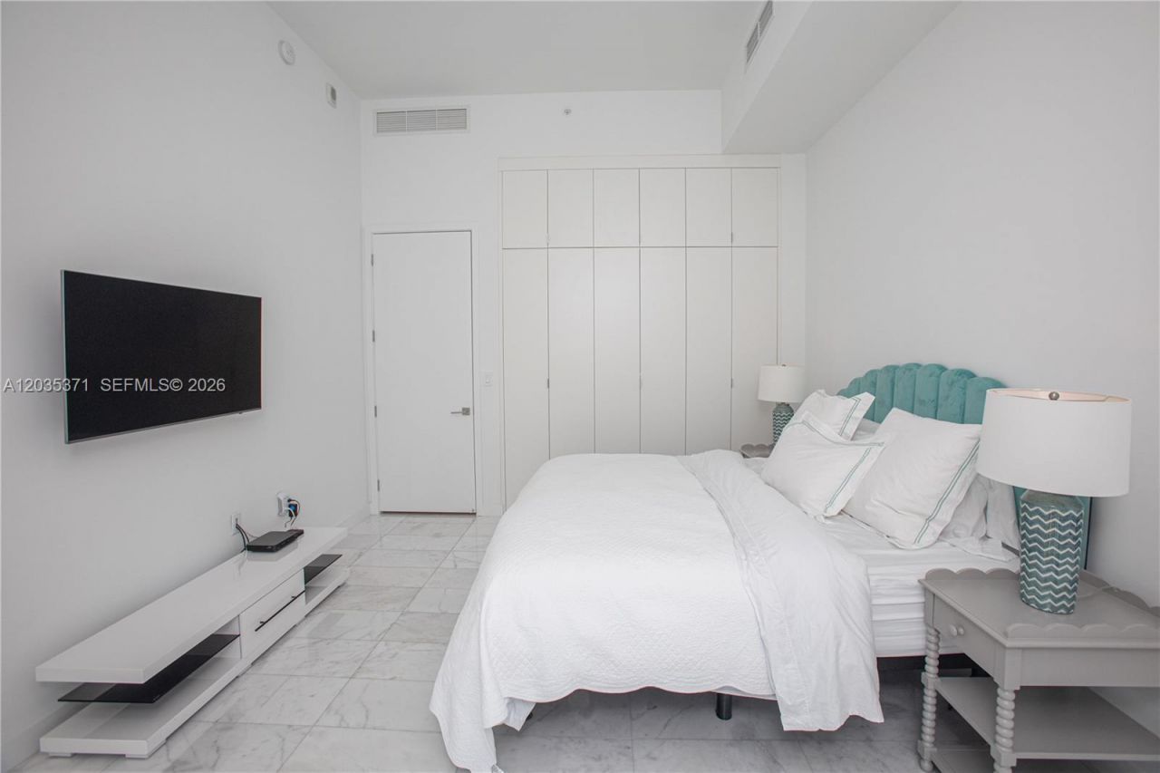 2821 S Bayshore Dr , Unit 20D, Miami, FL 33133 Photo