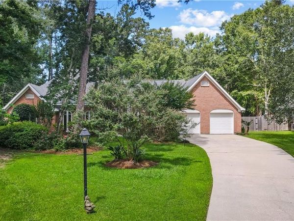 8008 CASEY Court, Mandeville, LA 70448