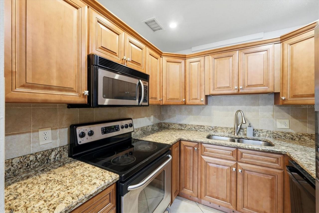4805 Rilma Avenue , Unit 106, Sarasota, FL 34234 Photo