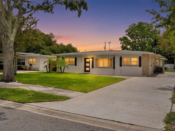 723 W BAYSHORE DRIVE , TARPON SPRINGS, FL 34689