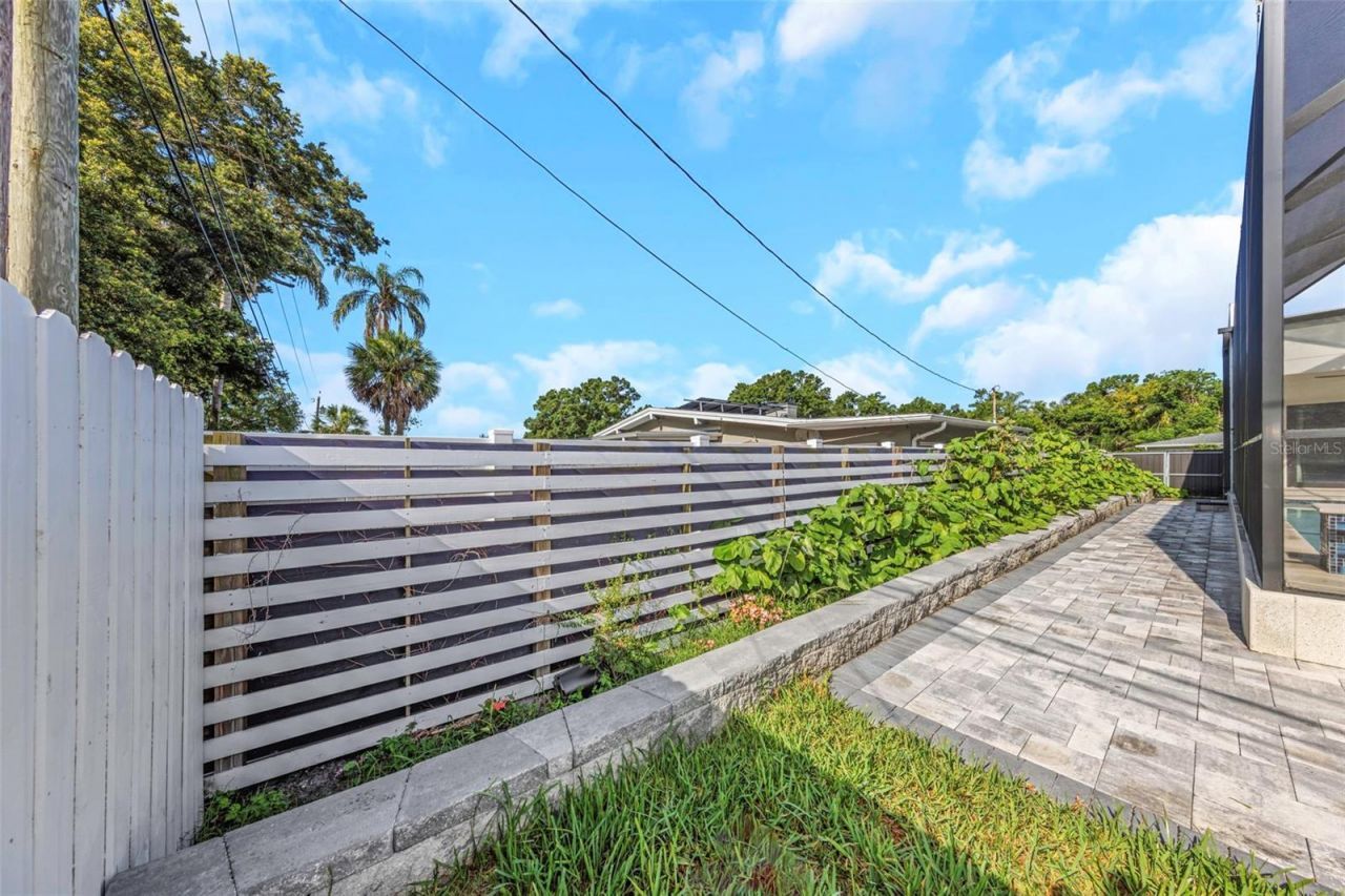 2635 Woodring Dr, Clearwater, FL 33759 Photo