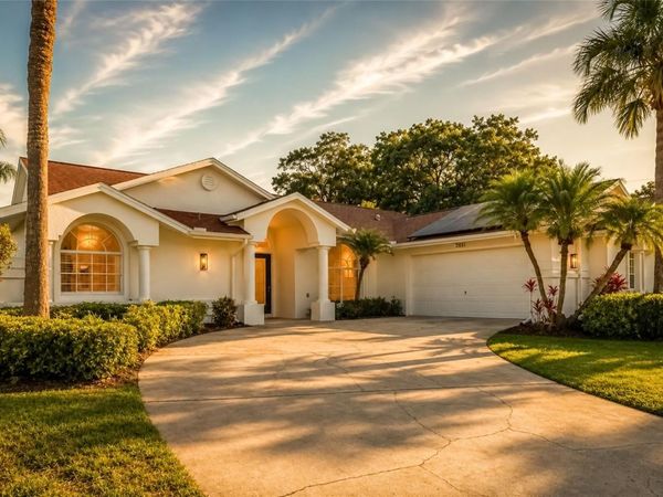 2831 JARVIS CIRCLE , PALM HARBOR, FL 34683