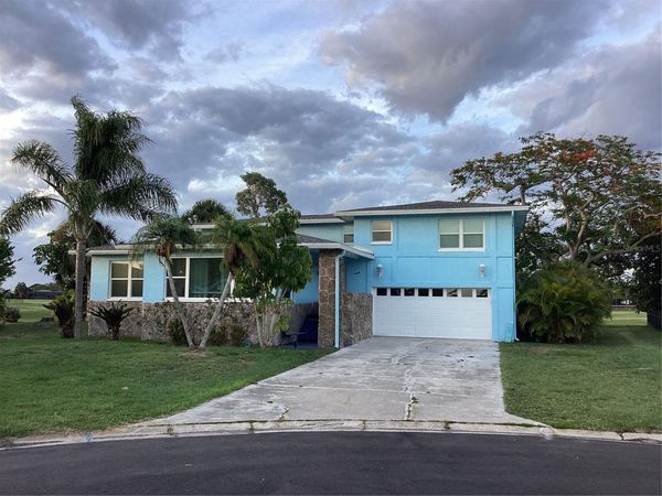 90 OAKLAND HILLS COURT , ROTONDA WEST, FL 33947