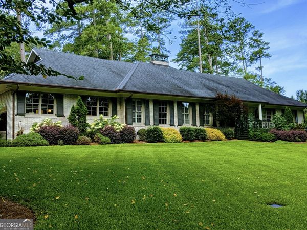 377 Old Club Road S, Macon, GA 31210