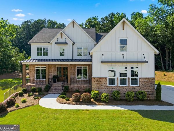 401 Oakleigh Avenue, Woodstock, GA 30188