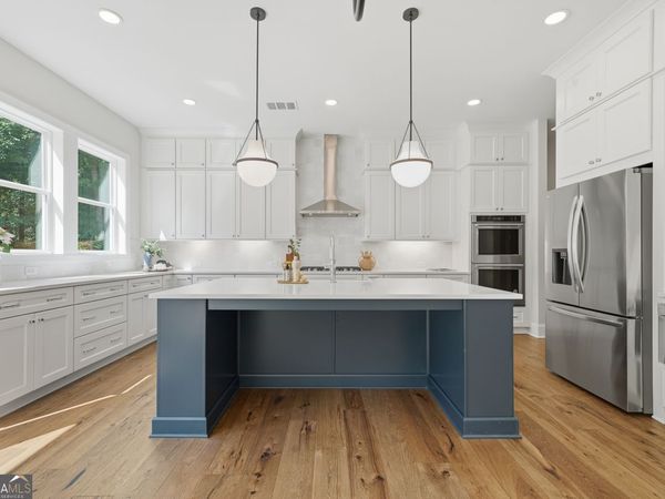 401 Oakleigh Avenue, Woodstock, GA 30188