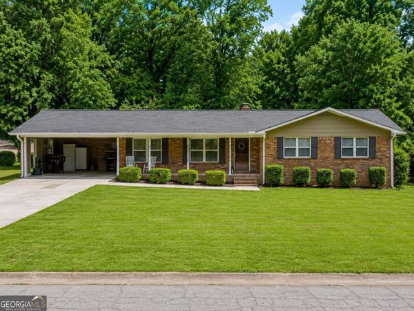 6178 Lullwater Drive, Douglasville, GA 30135