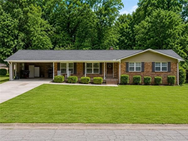 6178 Lullwater Drive , Douglasville, GA 30135