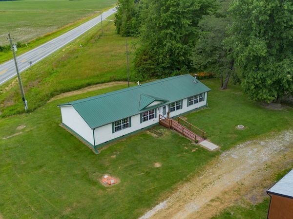 2846 S Us Highway 31, Crothersville, IN 47229