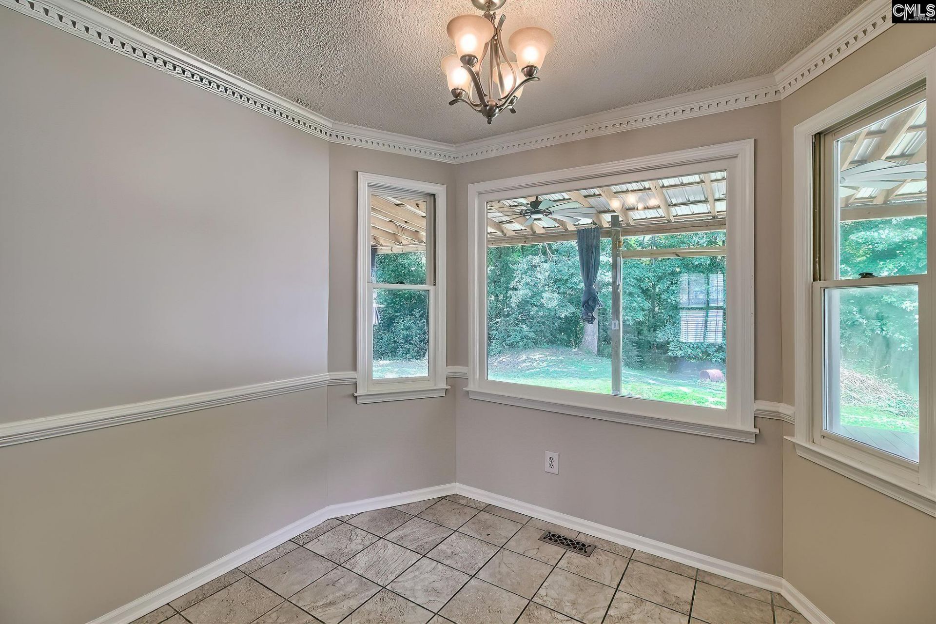 112 Silver Maple Court  Photo 18