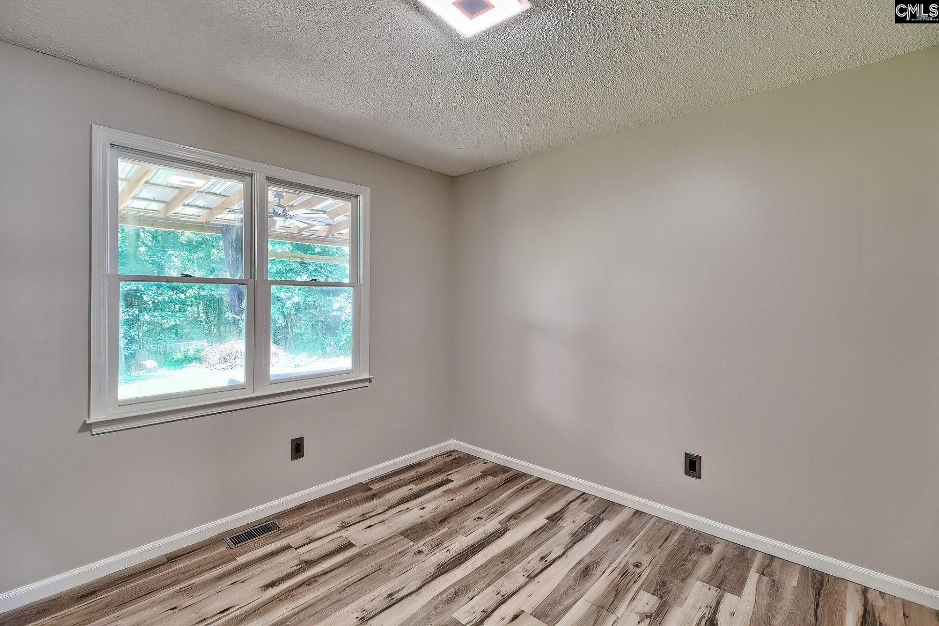 112 Silver Maple Court  Photo 27