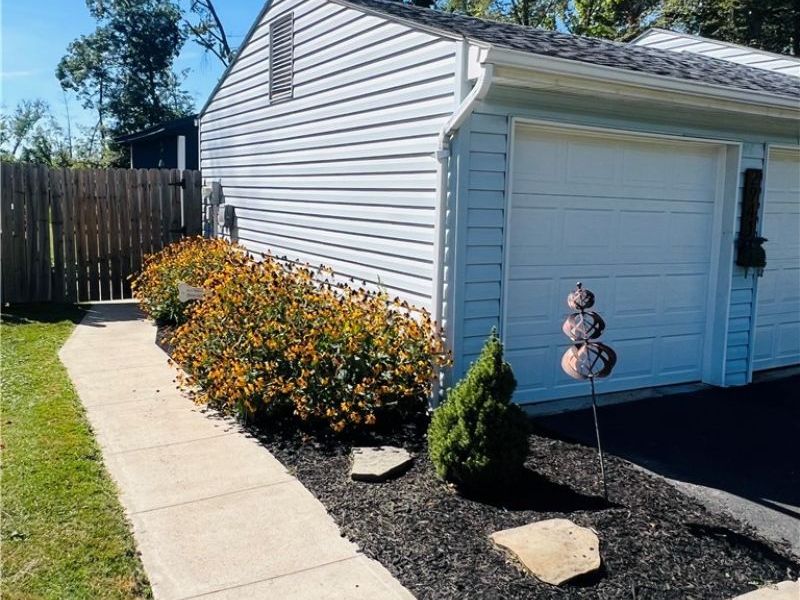 2941 Malibu Drive SW, Warren, OH 44481 Photo 5