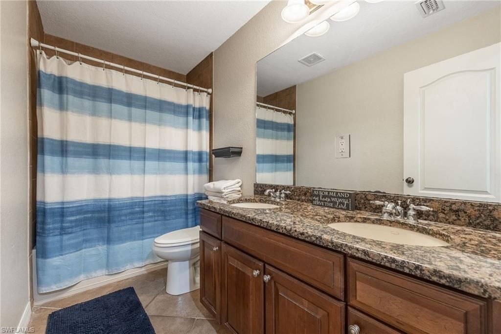 8724 Banyan Bay Blvd, Fort Myers, FL 33908 Photo