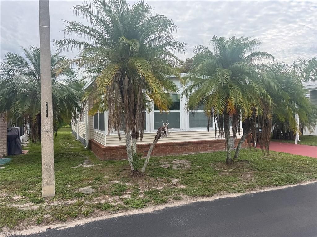 94 Poinsettia Dr, Fort Myers, FL 33905 Photo